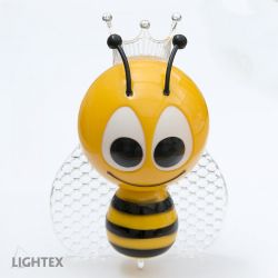 Детска  LED Лампа Пчеличка  за контакт 0.5W RGB със сензор