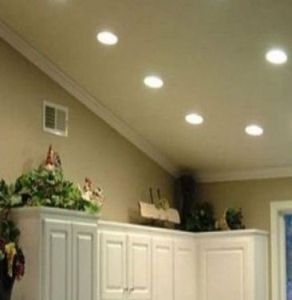Защо да предпочетем LED панелите като основно осветление в дома и на работното място? 